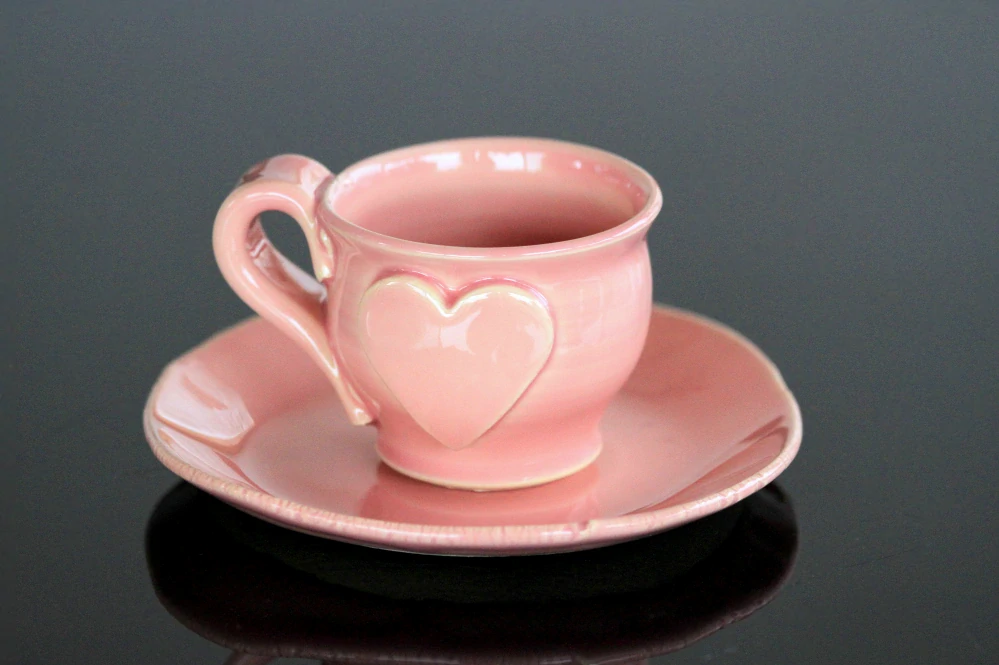 Keramická šálka na kávu espresso - lungo - ristretto so srdiečkom - 50 ml - ružová - ručná výroba